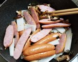 ナメコ、椎茸、ウインナー等の変テコ炒め～作り方5写真