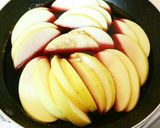 簡単☆りんごの赤ワインコンポート作り方1写真