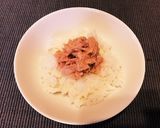 まるでシャケ！？シーチキン缶詰でお茶漬け作り方1写真