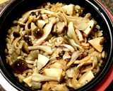 イカの塩辛とキノコの中華風炊き込みご飯作り方3写真