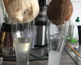 茶色いココナツで、ココナツチップ！作り方1写真