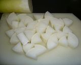 大根と骨付き鶏肉の煮物作り方1写真
