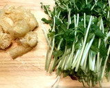 簡単！副菜◎豆苗と油揚げと梅風味のお浸し作り方2写真