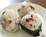 京風 生しば漬けとちりめん山椒のおにぎり作り方8写真