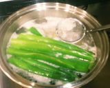 骨付き鶏もも肉と焼き長ネギのスープ作り方3写真
