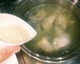 骨付き鶏もも肉と焼き長ネギのスープ作り方4写真