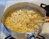 簡単5分♡モッツァトマトの味噌ラーメン！作り方2写真