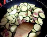 ズッキーニとベーコンのカレーチーズ♡作り方1写真