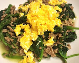 ★ほうれん草と挽肉の鶏ガラ炒め★作り方3写真