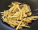 ☆さつまいものはちみつきんぴら☆作り方5写真