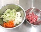 しいたけパウダーのねぎ塩豚焼きそば作り方1写真