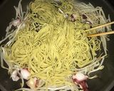 5分！もやしとタコの ピリ辛焼きそば作り方3写真
