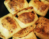 詰めて焼くだけ！あさり納豆のばくだん巾着作り方5写真