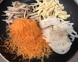 秋野菜とひじきの炒め物作り方2写真