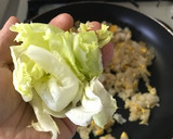 混ぜて時短♫炒めて絡めてレタス炒飯作り方5写真