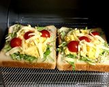 朝ご飯に♡ツナと卵のチーズトースト作り方3写真