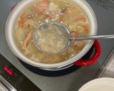 バターと味噌のコク♪鮭とじゃがいもの洋風石狩鍋作り方7写真