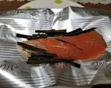 霜降りシメジと鮭のホイル焼き作り方2写真