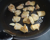 鶏肉ときのこのオイスターレモンバター炒め作り方3写真