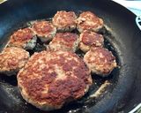 節約♪キドニー豆でかさ増しハンバーグ作り方5写真