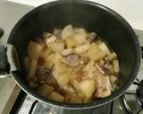 お鍋ひとつで簡単！大根と鯖の水煮の煮物♡作り方4写真