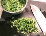 米油でヘルシー☆鶏肉のニラダレ和え作り方1写真