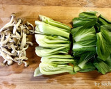 青梗菜とひき肉のオイスター炒め作り方2写真