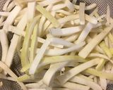 大根の皮の きんぴら作り方1写真