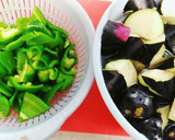 簡単❤茄子とピーマンのだし醤油炒め作り方1写真
