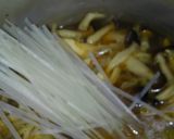 簡単ランチ♡鶏肉ともやし❀しめじのフォー作り方6写真