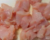 鶏肉ともやしワカメピーマンの味噌スープ作り方3写真