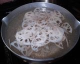 蓮根とガリ（生姜の甘酢漬け）の酢の物作り方4写真
