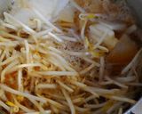 簡単♪鶏むね肉と大根 もやしのみぞれ煮♡作り方3写真