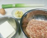 鶏団子の甘辛煮♪(とろみを付けて暖かく)作り方1写真