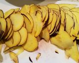 おやつに肴に！パリパリさつまいもチップス作り方1写真