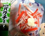簡単おつまみ カニカマ和え作り方2写真