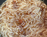 白滝がメイン！白滝と鶏そぼろの甘辛煮作り方2写真