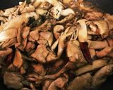 豚肉とキノコの中華炒め作り方8写真