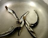 いりこと玉子の味噌汁作り方1写真