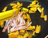 カボチャとベーコンのココナッツオイル炒め作り方2写真