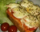 魚肉ソーセージとトマトのピザトースト作り方7写真