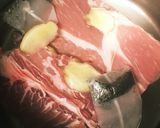 豚肉の紅茶煮♪バルサミコとトマトのソース作り方1写真