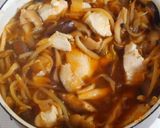 鶏むね肉とキノコの甘酢風❀オニオン煮込み作り方8写真