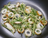 簡単！長いもと豆苗のマヨ醤油炒め作り方2写真