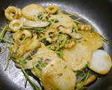 簡単！長いもと豆苗のマヨ醤油炒め作り方4写真
