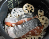 塩麹漬け鮭の炊き込み散らし寿司作り方3写真