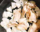 大根大量消費☆味染み豚バラ大根☆作り方3写真