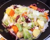 タコとたっぷり野菜のトマト×紅茶煮作り方2写真