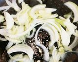 朝食に♪パパっとエリンギウインナー炒め作り方1写真