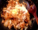 簡単ある物炒め！納豆キムチーズ炒り卵☆作り方3写真